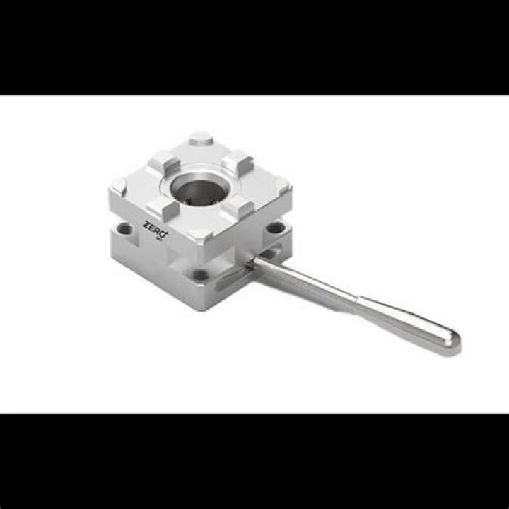 "Lavell Crawford's Impressive 2023 Weight Loss Journey: What's His Secret?"