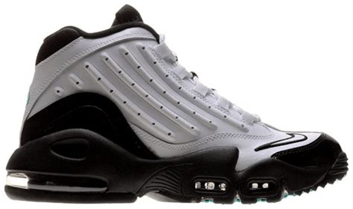 Breaking Down Breece Hall's $9 Million Deal with the New York Jets: What Does He Earn? - SarkariResult