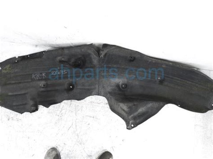 Max Irons Net Worth : Details About Gf, Income, Movie, Career, Cars, Age - SarkariResult