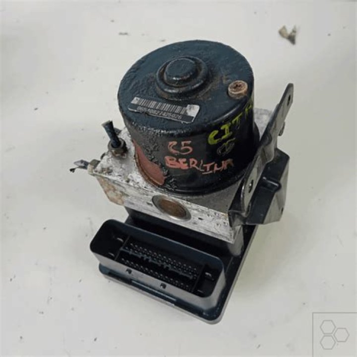 Vince Neil Net Worth: Details About Wife, Career, Music, Income, Cars, Age - SarkariResult