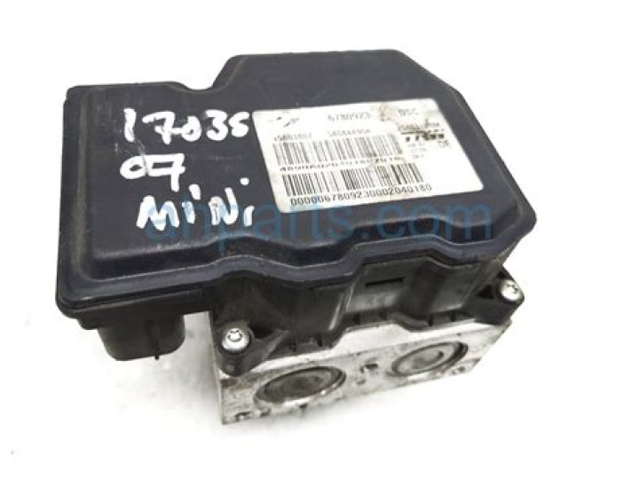 Emmy Rossum Net Worth: Details About Movie, Career, Bf, Age, Income - SarkariResult