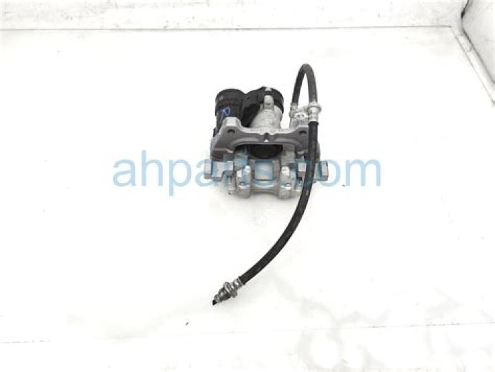 Tom Hiddleston Net Worth: Details About Earnings, Career, Movie, Assets - SarkariResult