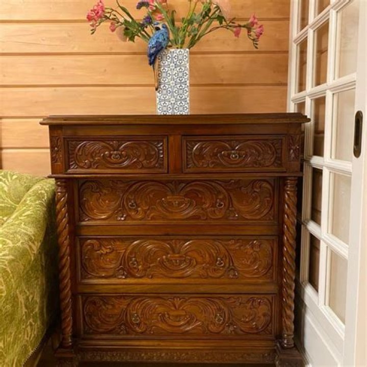 Jenny McCarthy Net Worth: Details About Movie, Career, Bf, Age, Income - SarkariResult