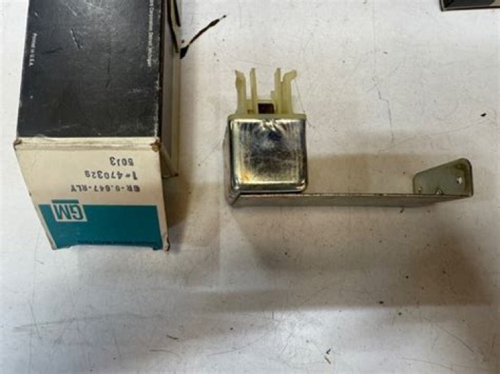 Carrie-Anne Moss Net Worth: Details About Movie, Career, Bf, Age, Income - SarkariResult