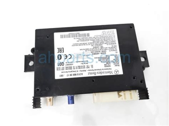 Eric Cantona Wife, Rachida Brakni : Are They Married ? - SarkariResult