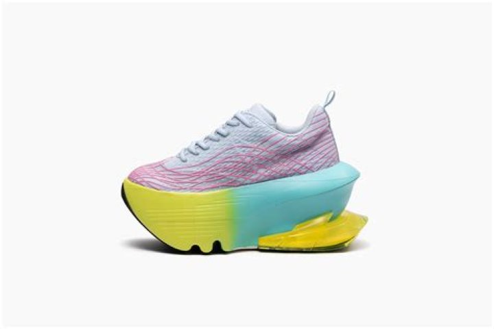 Who are Diana Lee Inosanto Parents? - Family & Biography Details - SarkariResult