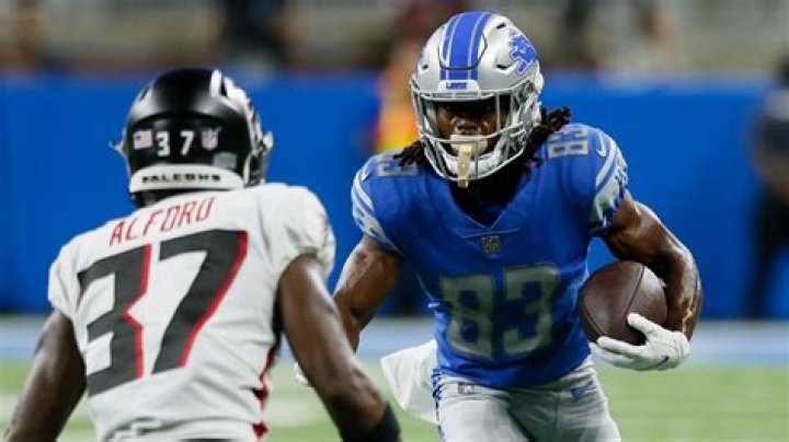 
5′ 9″ Wide Receiver Kalil Pimpleton Is In The New York Giant Practice Squad 