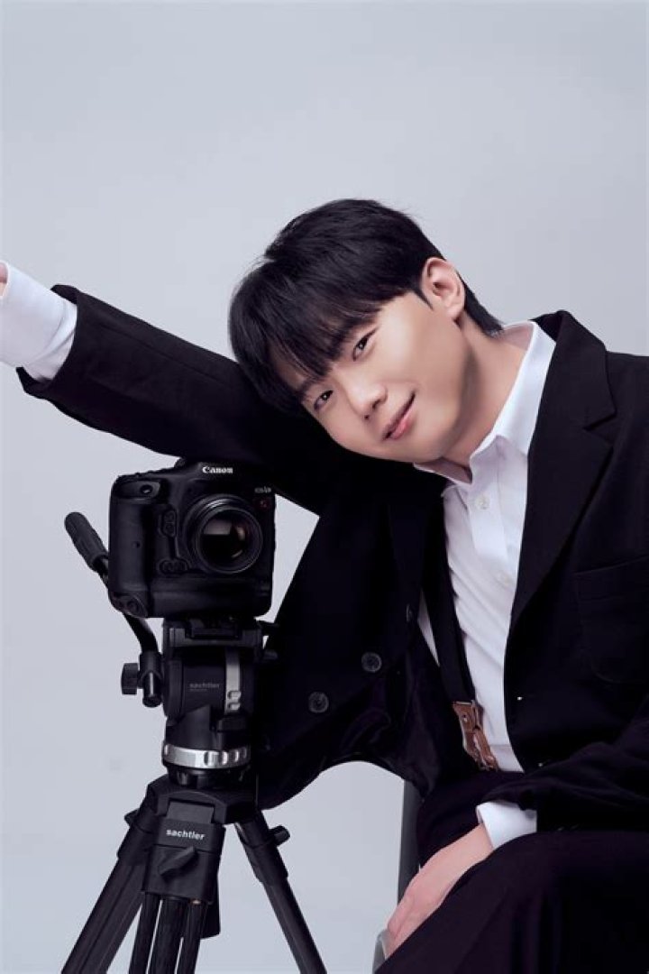 Alohi Gilman Net Worth: Career, Home, Age, Income, All You Need to Know - SarkariResult