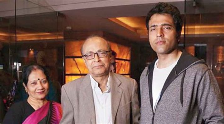 Abhishek Chatterjee Height, Weight, Net Worth, Age, Birthday, Wikipedia, Who, Nationality, Biography