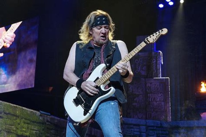 Adrian Smith Net Worth