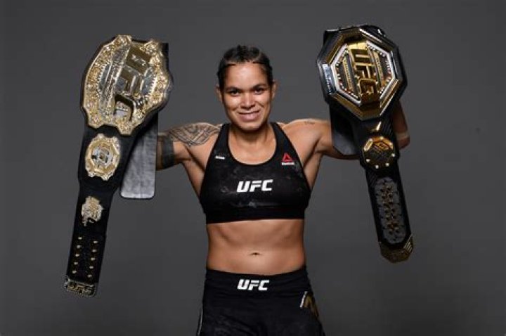 Amanda Nunes Height, Weight, Measurements, Bra Size, Shoe Size