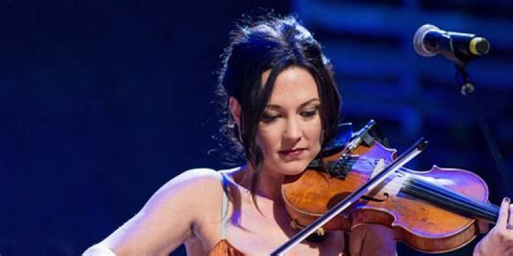 Amanda Shires Biography, Age, Early life, Jason Isbell, Daughter, Discography