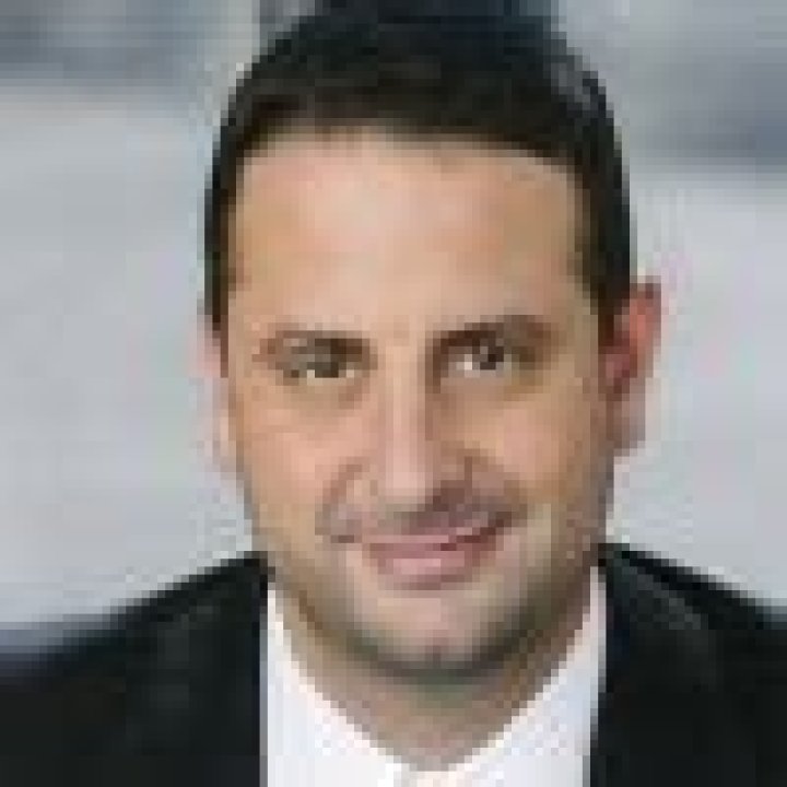 Amir Shahkhalili Net Worth