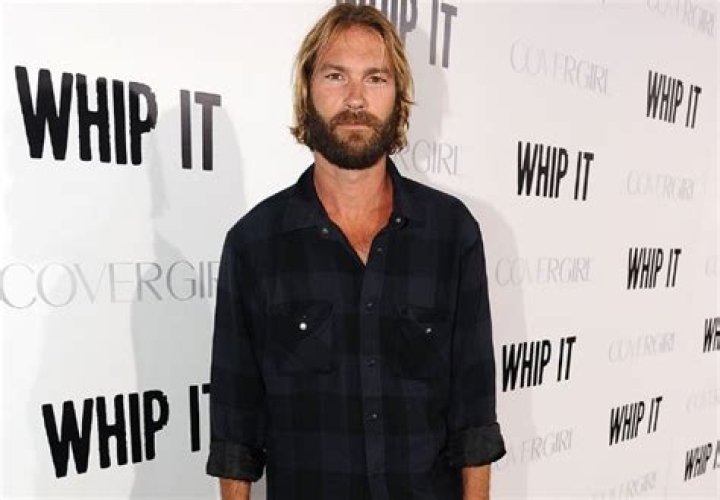 Andrew Wilson Net Worth