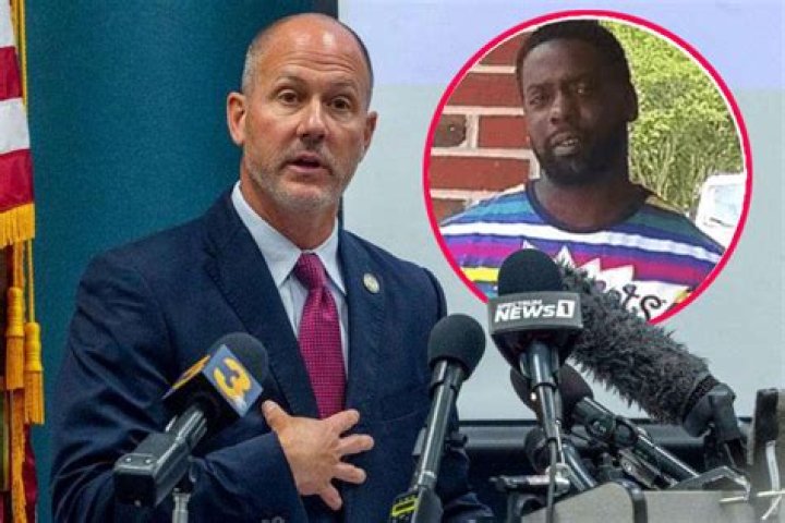 Andrew Womble Age, Birthday, Wikipedia, Who, Nationality, Biography