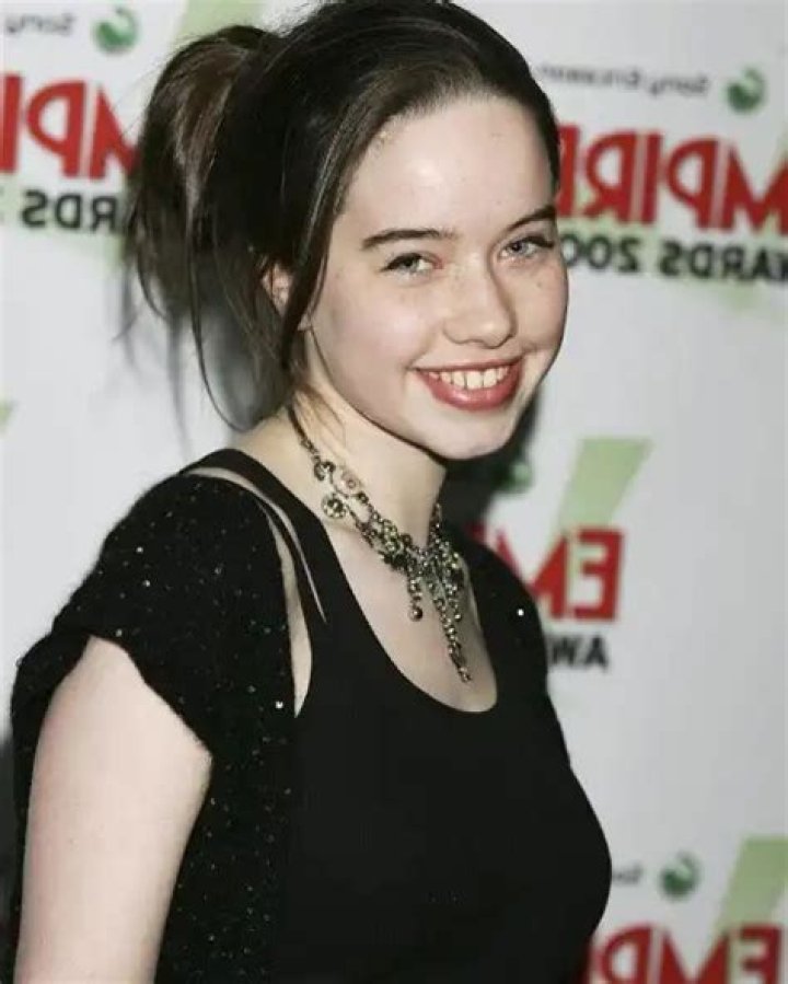 Anna Popplewell Height, Weight, Net Worth, Age, Birthday, Wikipedia, Who, Nationality, Biography