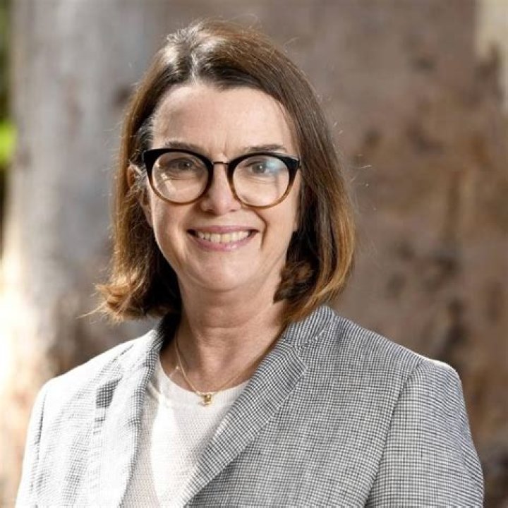 
Anne Ruston Height, Weight, Net Worth, Age, Birthday, Wikipedia, Who, Instagram, Biography 