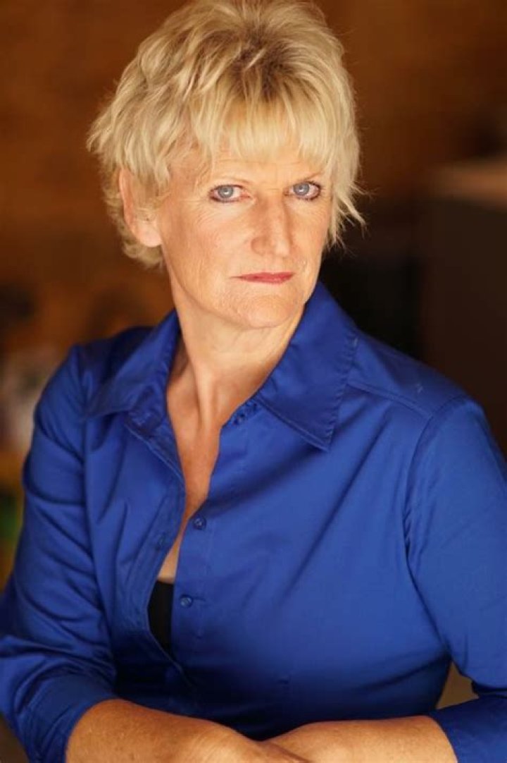 Anona Tolar Net Worth