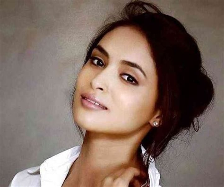 
Anukriti Gusain Height, Weight, Net Worth, Age, Birthday, Wikipedia, Who, Instagram, Biography 