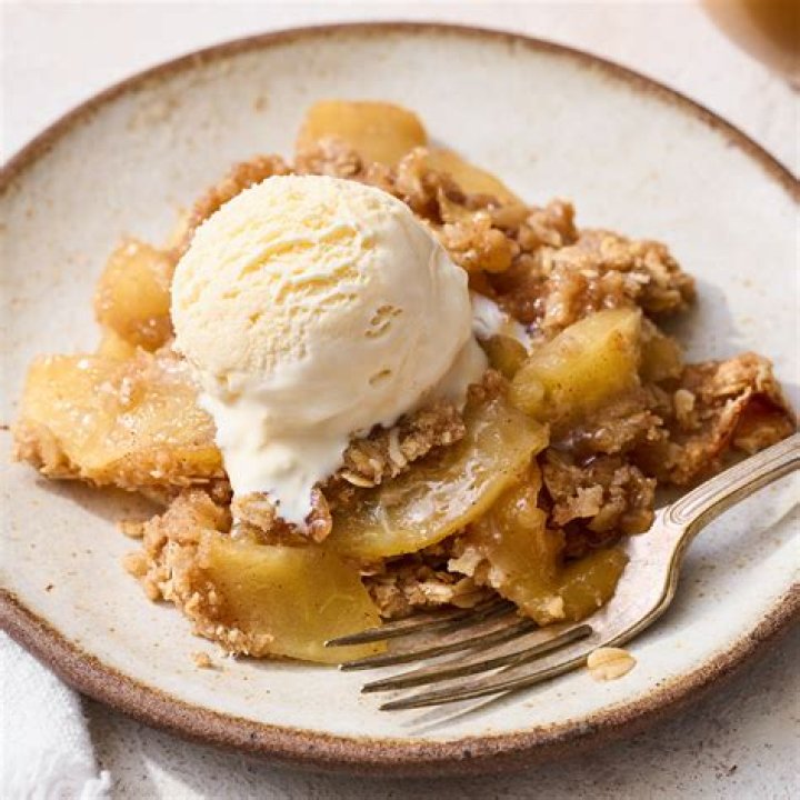 Apple Crisp Recipe - Celebrating Sweets