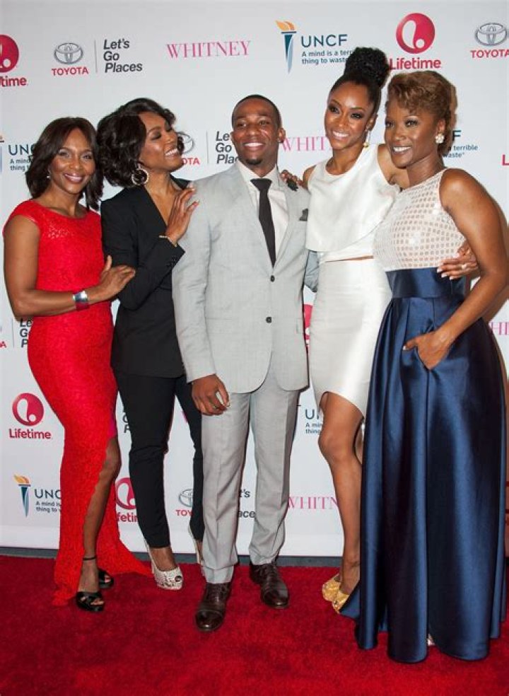 Arlen Escarpeta Net Worth