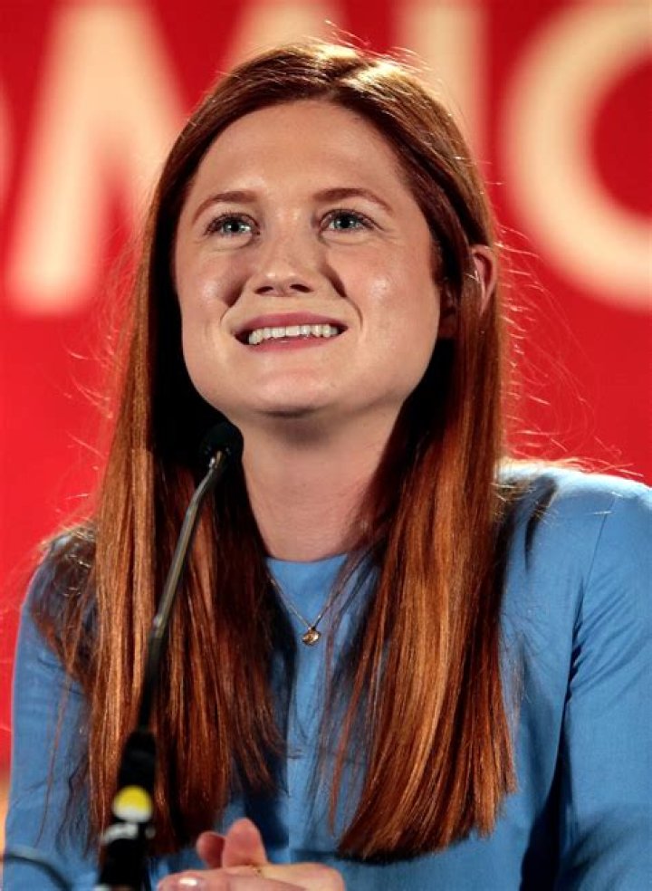 Bonnie Wright Height, Weight, Measurements, Bra Size, Shoe Size
