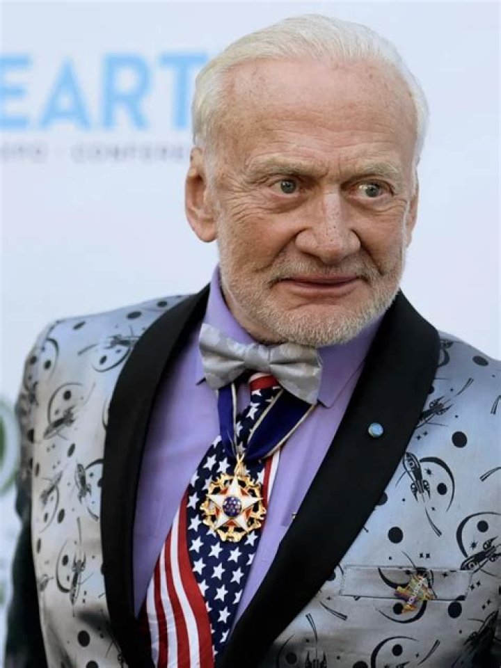 Buzz Belmondo Net Worth