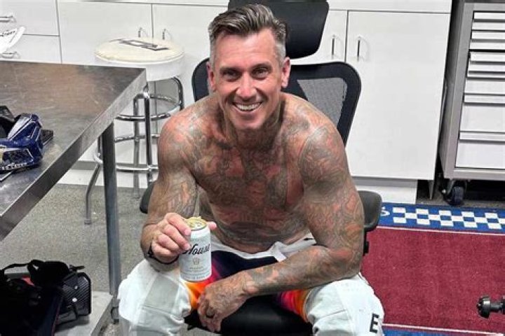 Carey Hart Net Worth