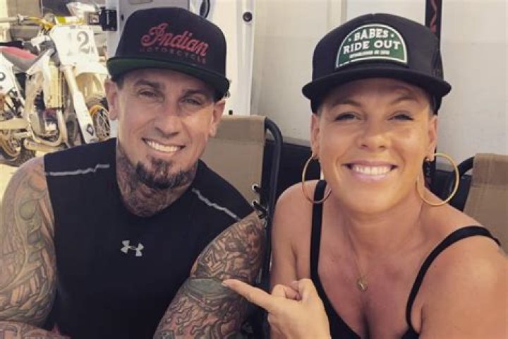 Carey Hart: Wife, net worth, tattoos, smoking & body facts