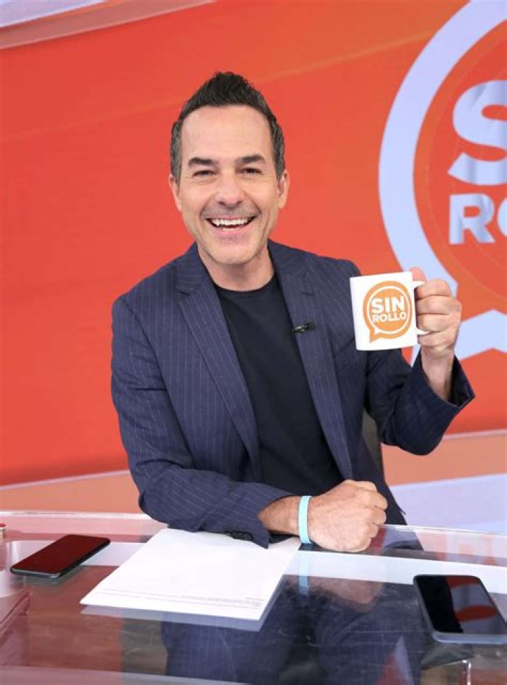 Carlos Calderon (fencer)