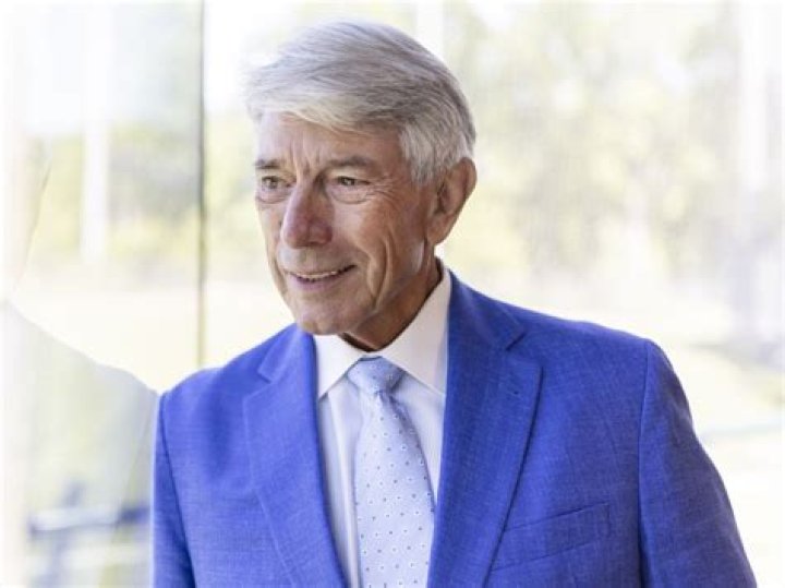 Carlos Martínez Net Worth