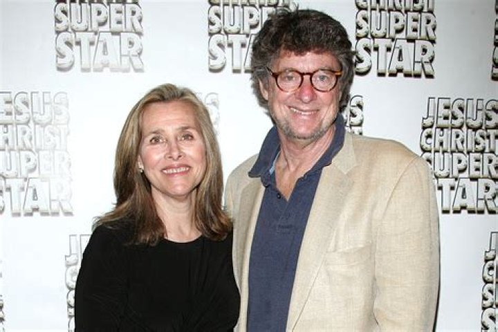 Carolina Manica Net Worth