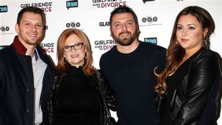 Caroline Manzo Bio, Wiki, Age, RHONJ, Manzo’d with Children and Net Worth.