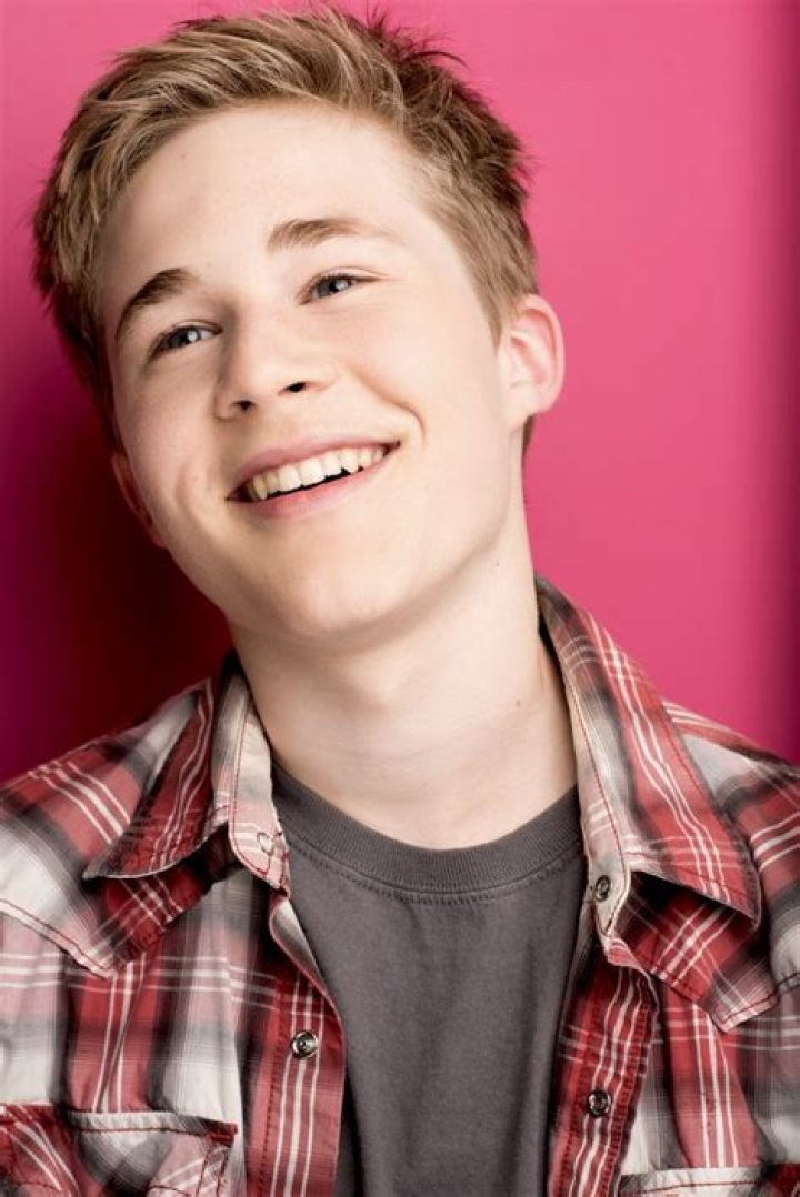 Casey Simpson Height, Weight, Net Worth, Age, Birthday, Wikipedia, Who, Nationality, Biography