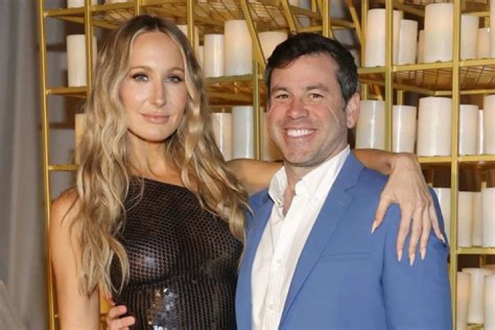 Chris Convy Biography , Age, Wiki, Net Worth, Instagram: Nikki Glaser’s Boyfriend