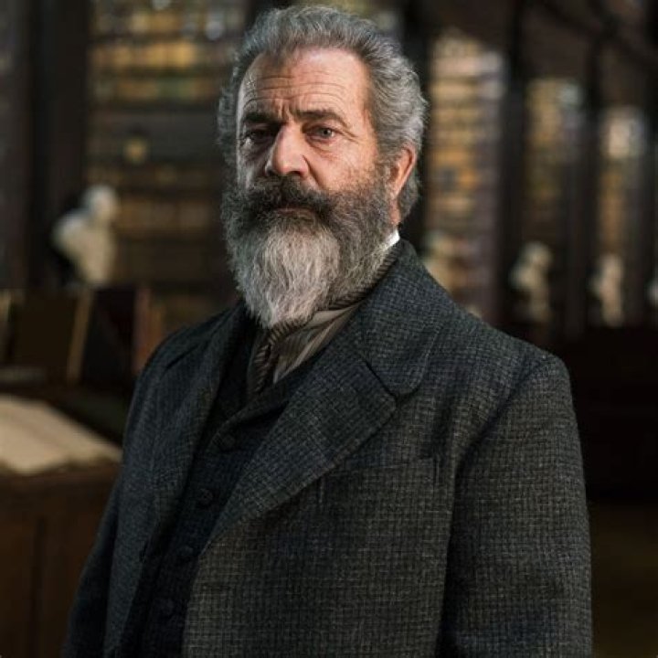 Chris Gibson Net Worth