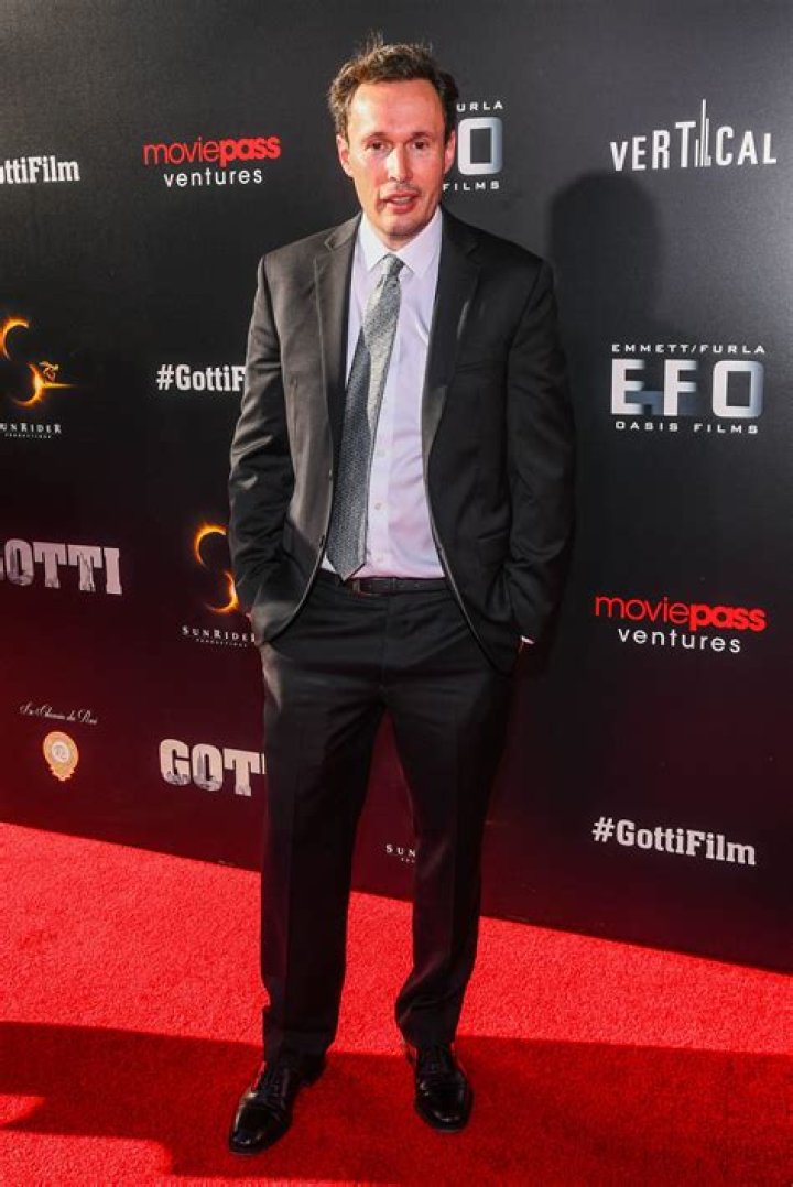 Chris Kerson Net Worth