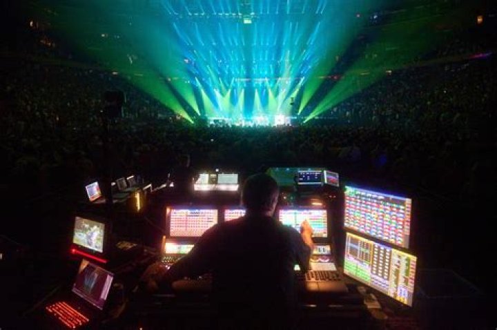 Chris Kuroda Net Worth