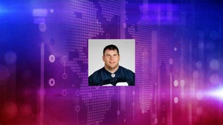 Chris Villarrial Net Worth