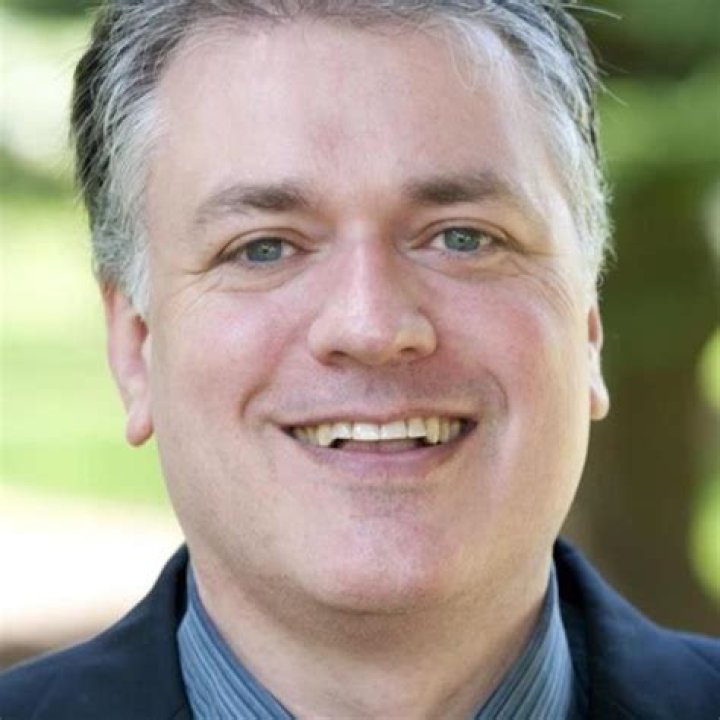 Chuck Currie Net Worth