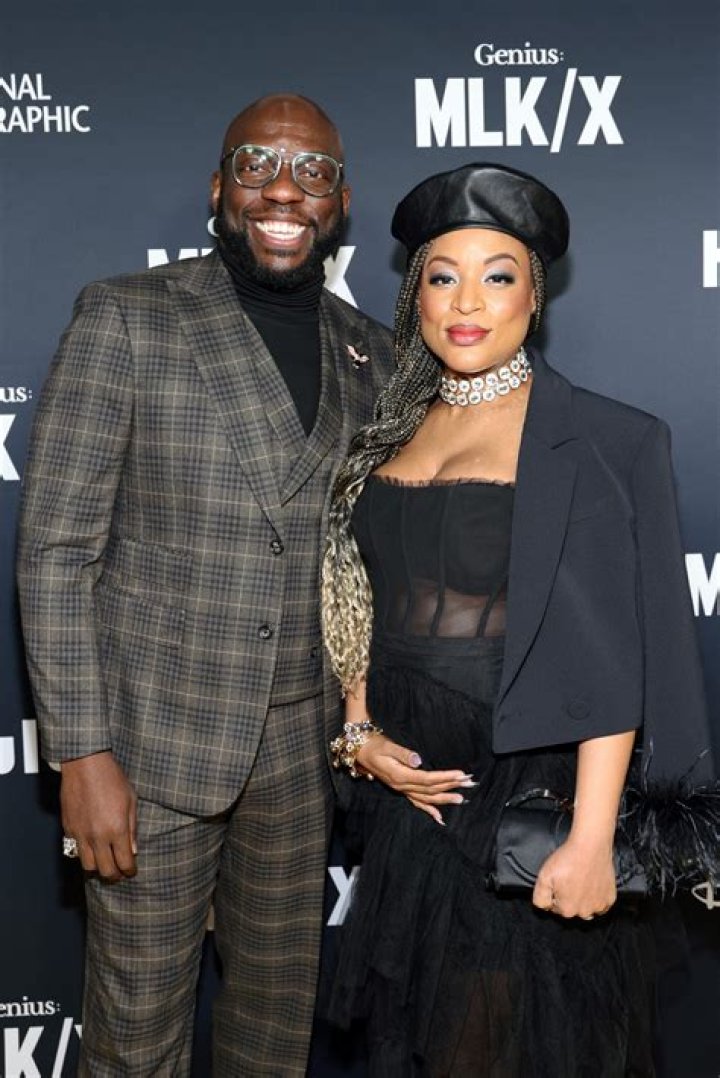 Crystle Roberson Net Worth