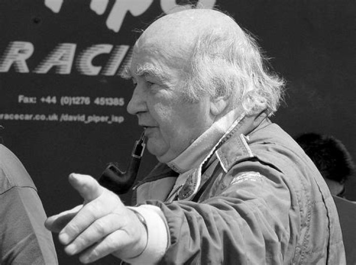 David Piper (curator)