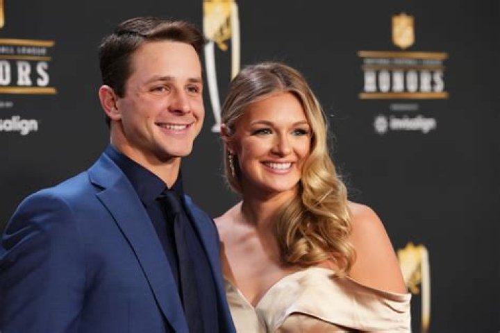 Davis Riley Wife or Girlfriend Age Gap and Wikipedia, Did The Golfer Have An Affair?