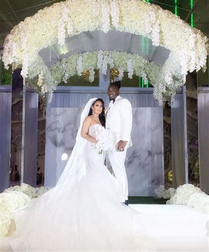 
DeMarcus Lawrence is Married married to Sasha Lawrence since 2019 