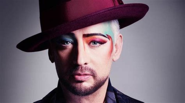 
Did Boy George Get New Teeth? English Singer’s New Look Explored 