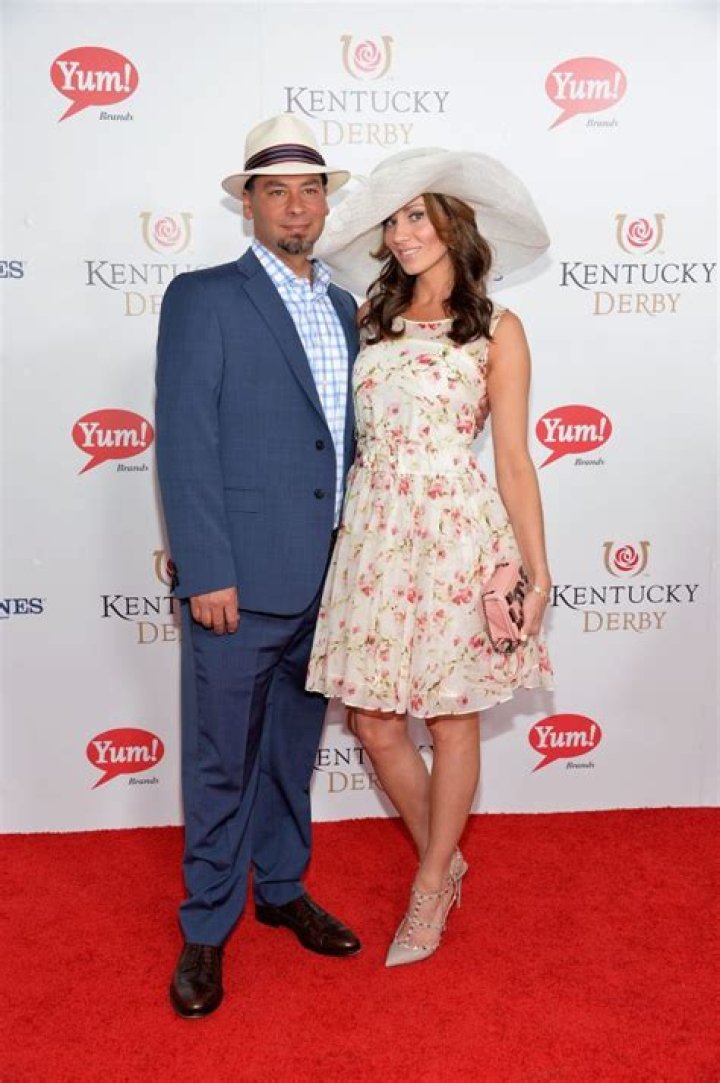 
Dona Gregorio Height, Weight, Net Worth, Age, Birthday, Wikipedia, Who, Nationality, Biography 