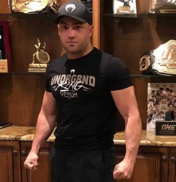 Eddie Alvarez Net Worth