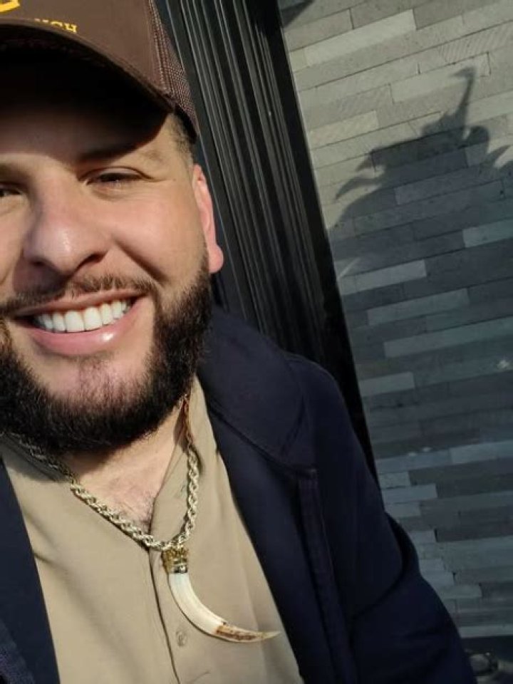 El Fantasma Net Worth [2022] | Age, Height, Pack, Girlfriend