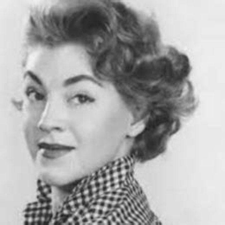 Elsie Downey Net Worth