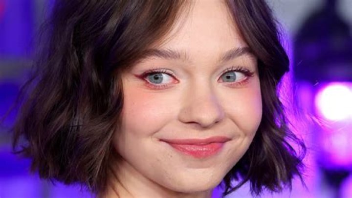 Emma Myers Height, Weight, Measurements, Bra Size, Shoe Size